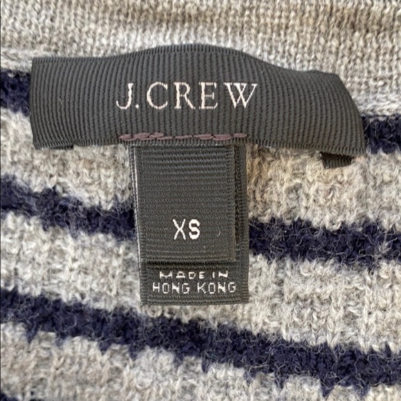 J. Crew Grey & White Chevron Sweater XS - Picture 4 of 7
